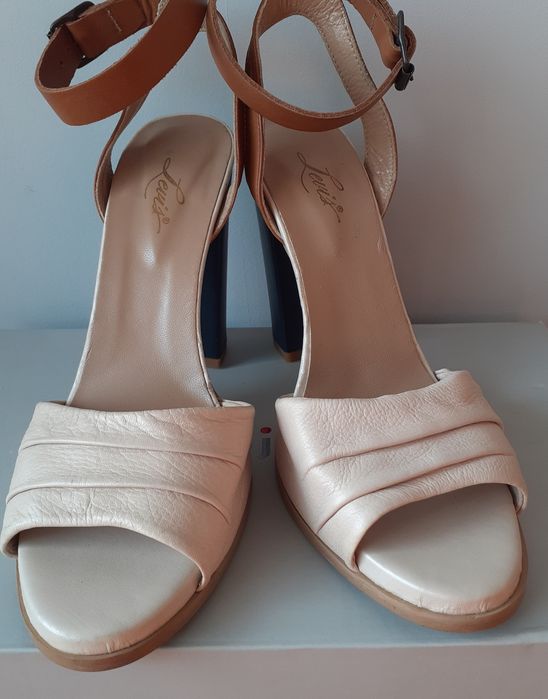 Sandałki Levi's 37,5