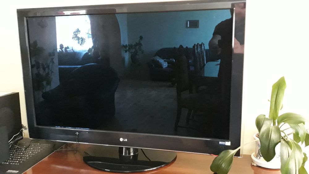 Телевізор LG 47LD920-ZA