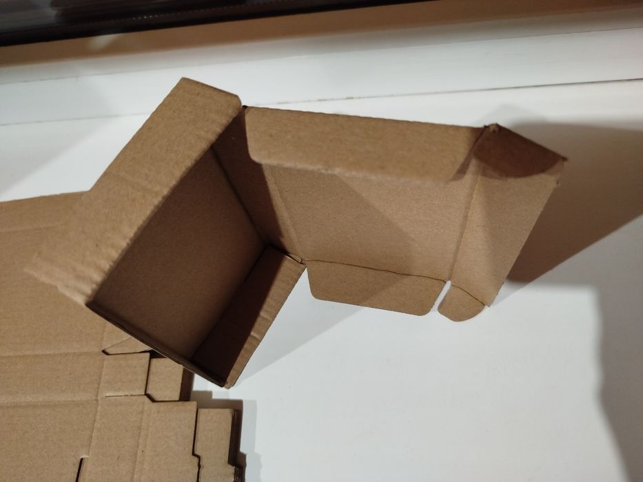 Картонна коробка. Коробка для пакування
