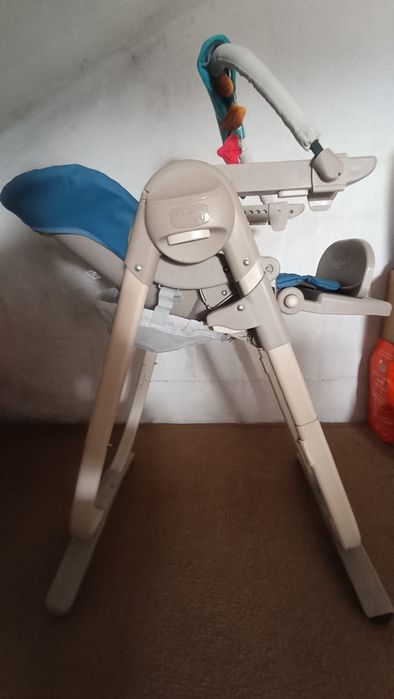 Cadeira Chicco Polly Progress 5 (Evolutiva) – Com Arco de Brinquedos