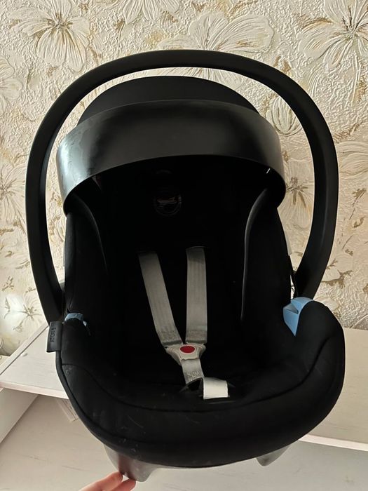 Автокрісло Cybex aton 5