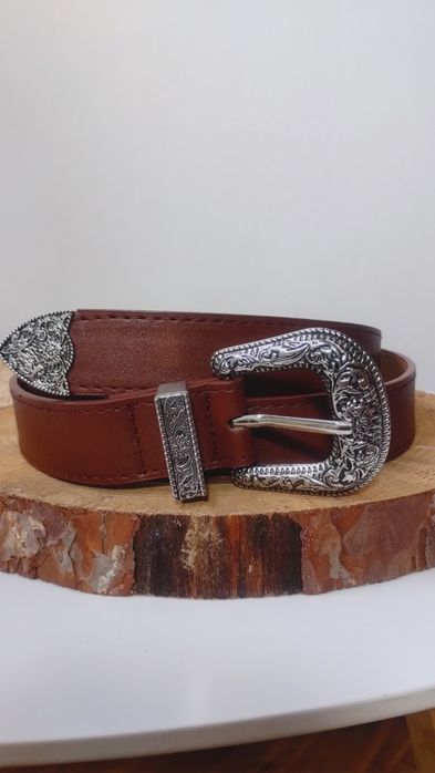 Pasek damski nowy, ozdobna klamra,western