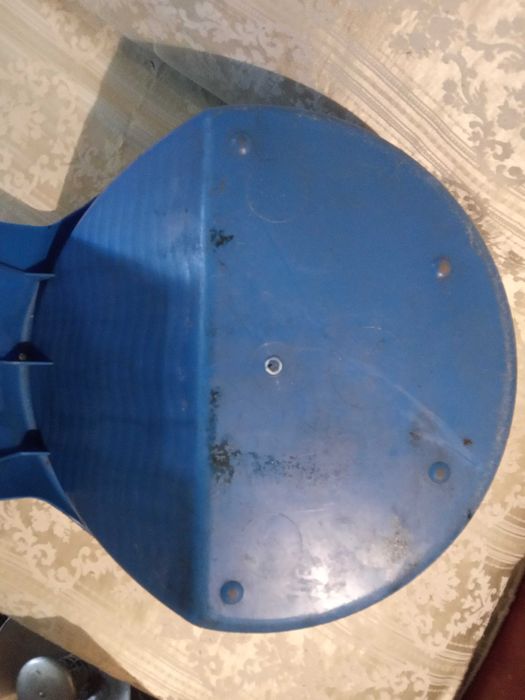 ТАЗ побутовий    синього кольору