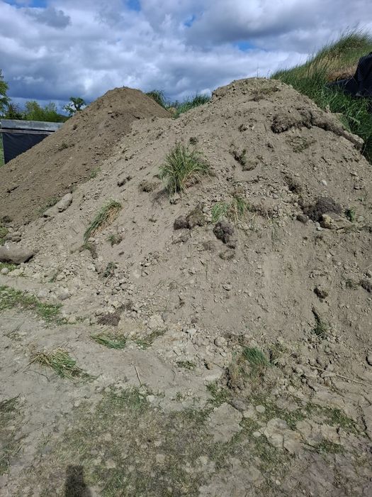 Oddam ziemie z wykopu OBORA załadunek gratis
