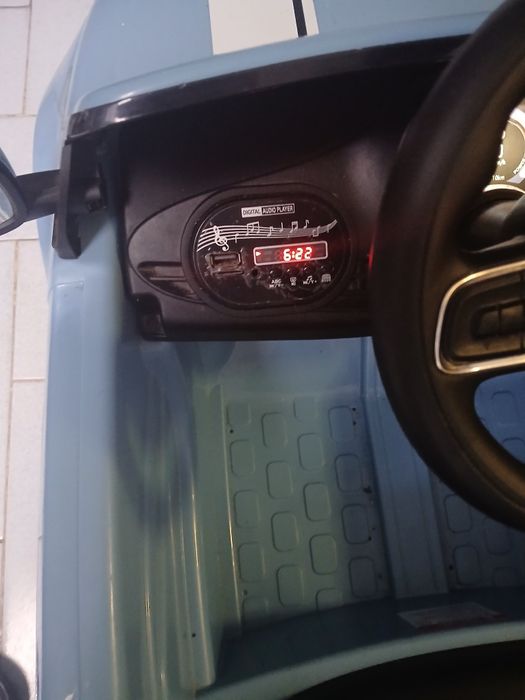 Carro de criança484245278126909442
