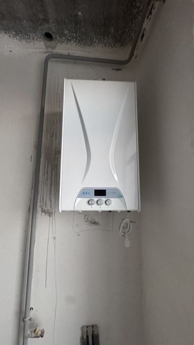 Квартира з газом. 2 балкони. Двухстороння