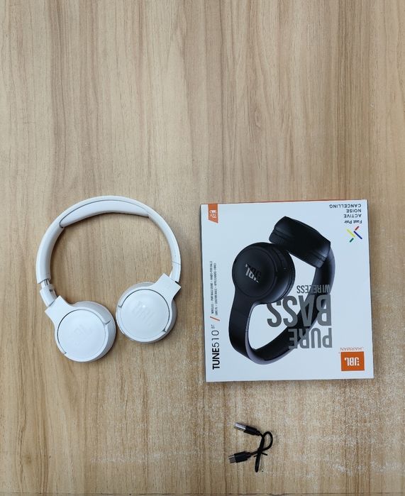 Fone JBL Tune 510BT Branco – Som Potente e Design Elegante