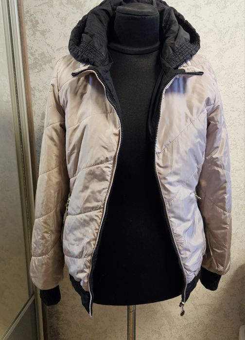 Куртка жіноча  на весну