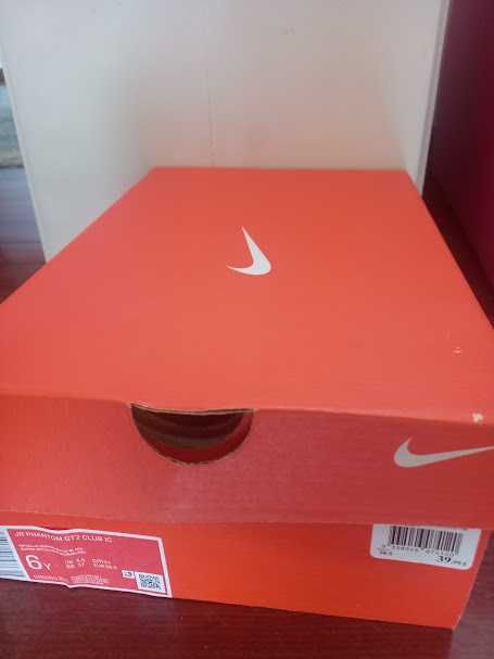 NIKE chuteiras Phantom 38,5 utilizadas 1 vez já não servem