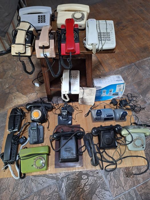 Telefony stacjonarne z czasów PRL