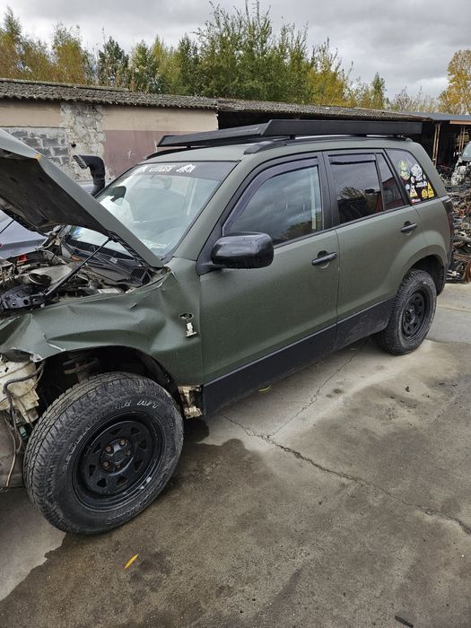 Suzuki Grand Vitara 2.0 benzyna części