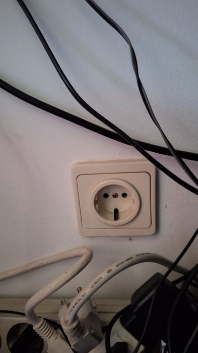 Tomadas, interrutores, duplos, comutação escada