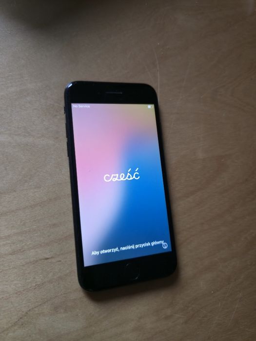 iPhone SE 2. generacji 64GB - 4 etui