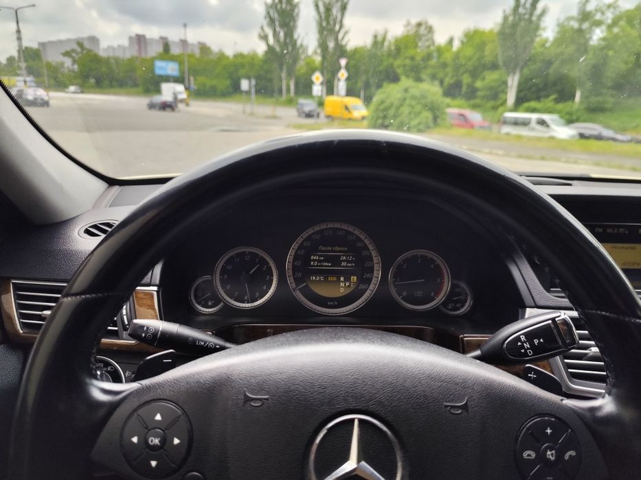 Mercedes Benz E-Class W212