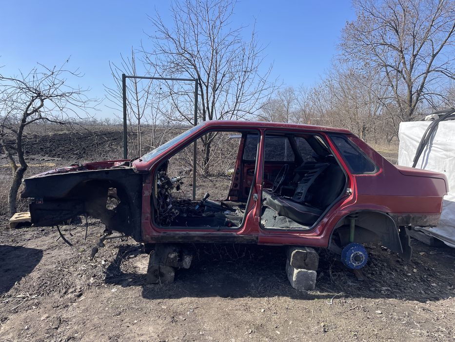Кузов Ваз 2115 під ніж