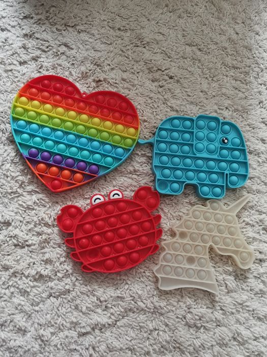 Поп іт, сімпл-дімпл, Pop-Puck