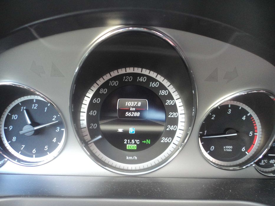 Mercedes E 220 CDI Cabiro