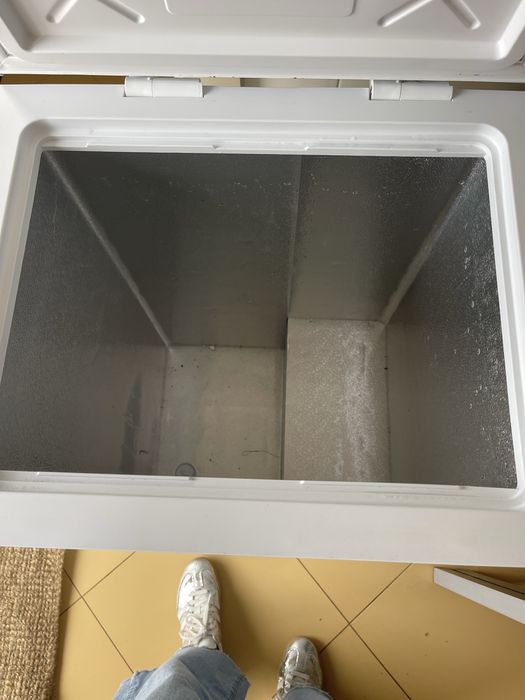 Arca congeladora vertical como nova