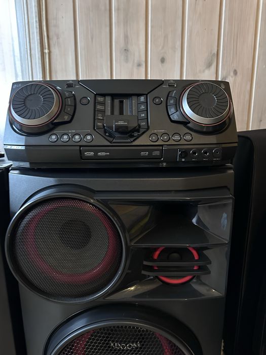 Lg 3500 watt wieża CL 98