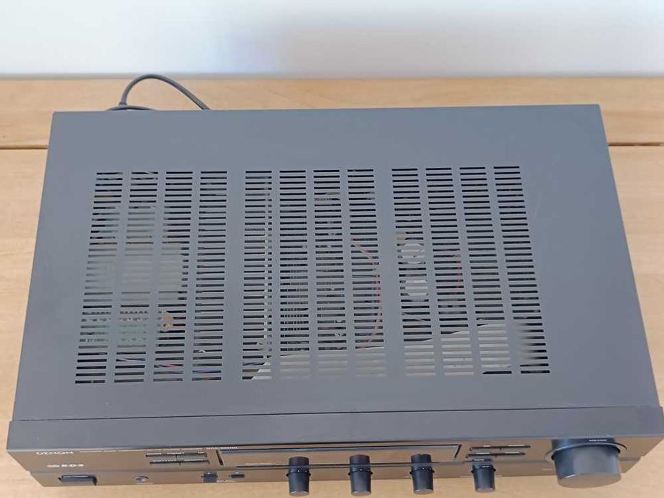 Denon DRA-365RD amplituner