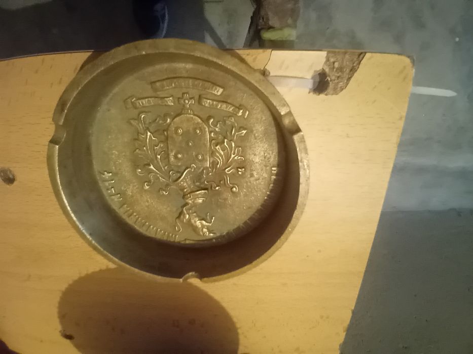 Cinzeiro com gravação