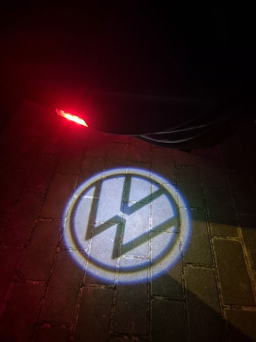 Powitalny projektor LED VW 4szt