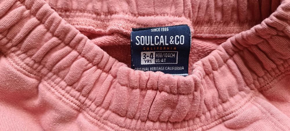 Dres dziewczęcy roz. 104