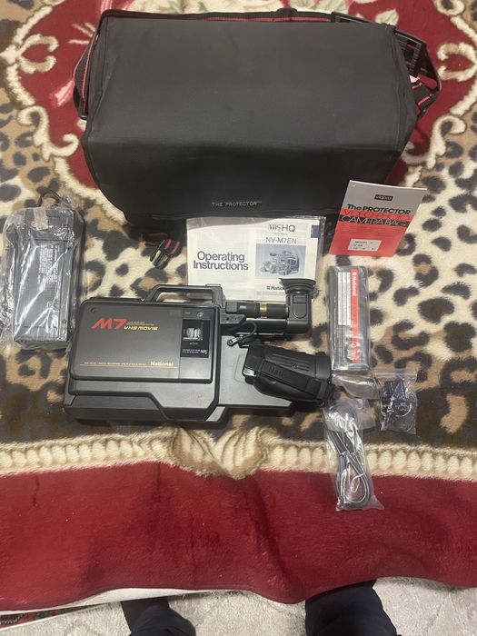 Продам  видеокамеру Panasonik/ National NV-M7( новая)