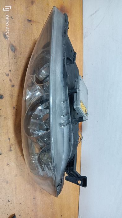 Farol Nissan primera p12 ótica xenon
