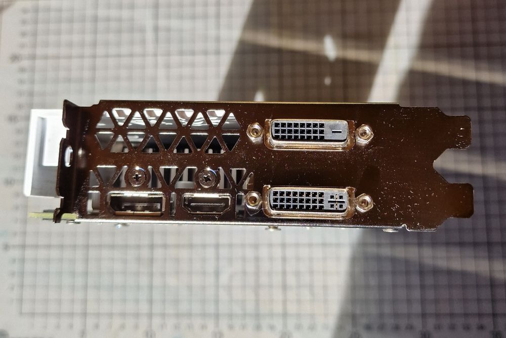 Placa Gráfica Geforce GTX970 turbo