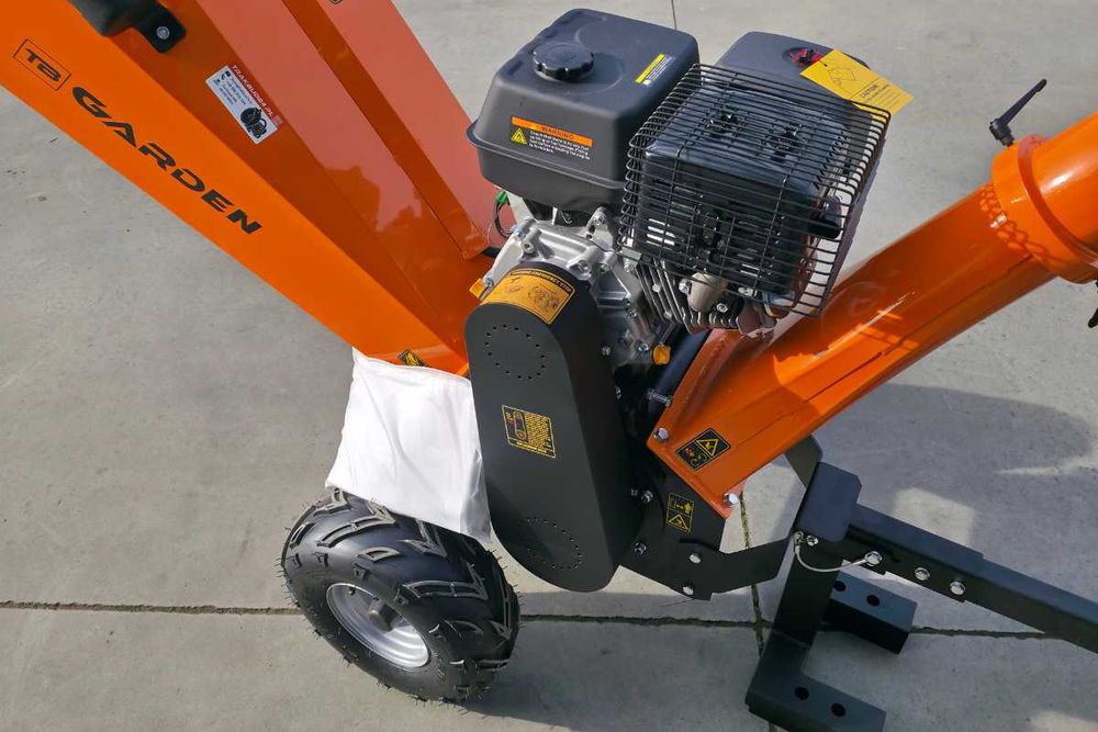 Rębak spalinowy rozdrabniacz do gałęzi łuparka TB Garden GS 1500