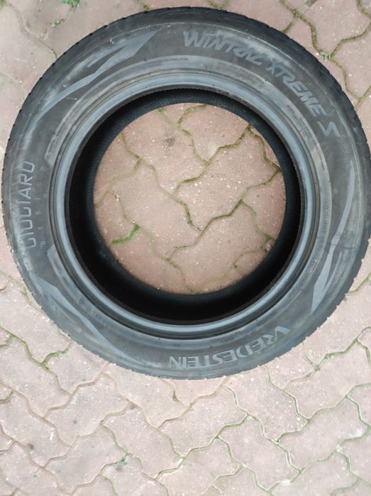 235.55.17 jedna opona Vredestein Wintrac Xtreme S  7mm
