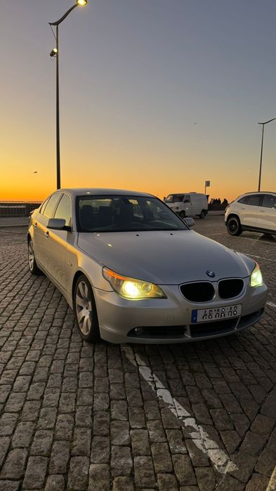 Troco BMW 530i ano 2005 nacional