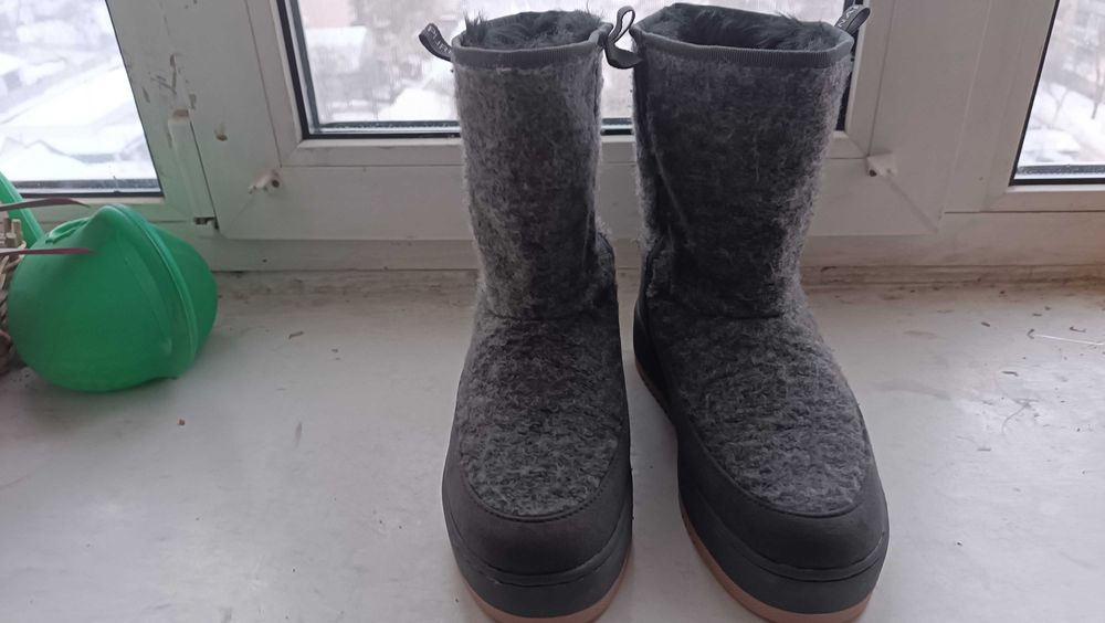 Нові зимові черевики угги Napapijri River.Оригінал.Р 37.23.5 см