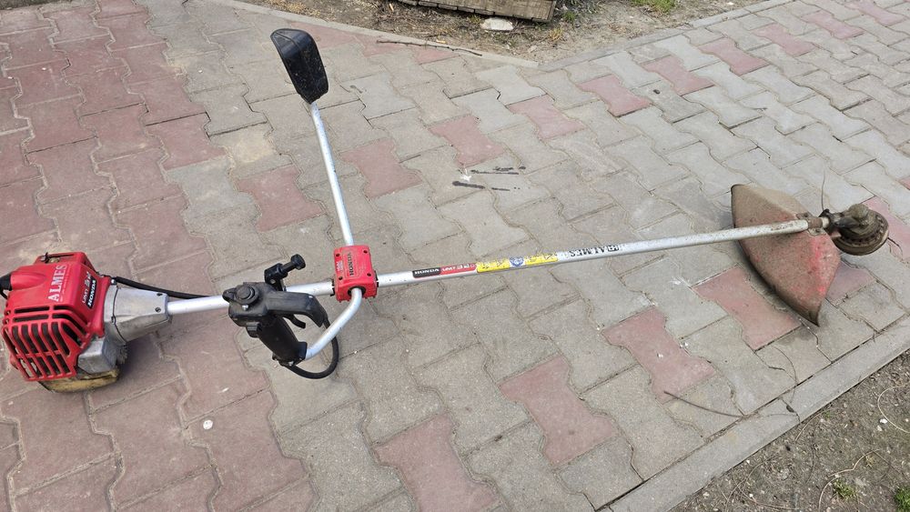 Kosa spalinowa honda