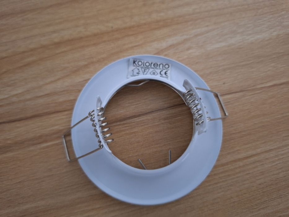 Oprawy halogenowe kanlux i koloreno