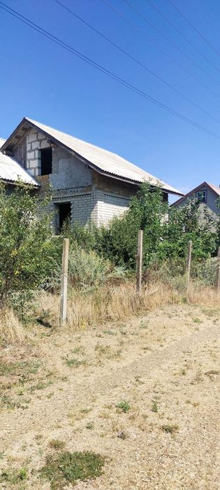 Продам дачу в с.Каролино-Бугаз, за 12500долл.США.