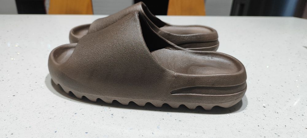 Hit klapki slippers czekolada brąz r. 39 plaża basen