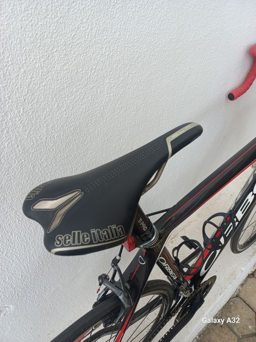 Bicicleta ORBEA toda em carbono