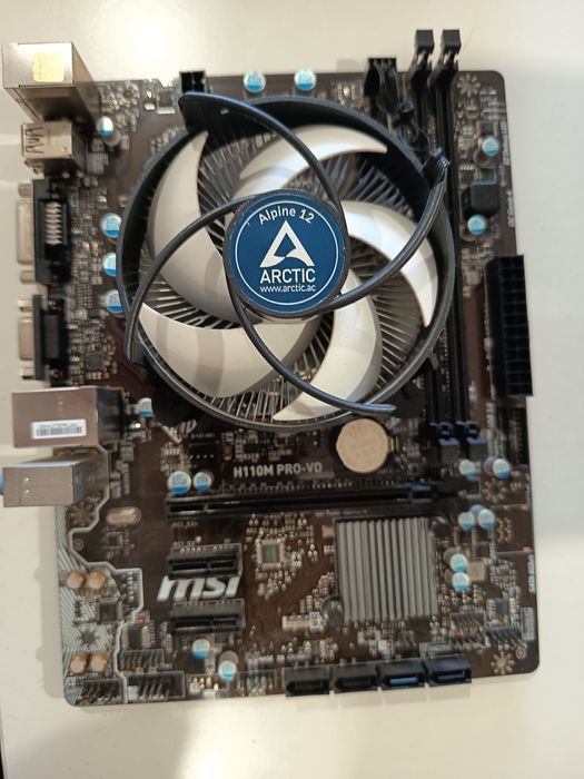 H110M + procesor G4500