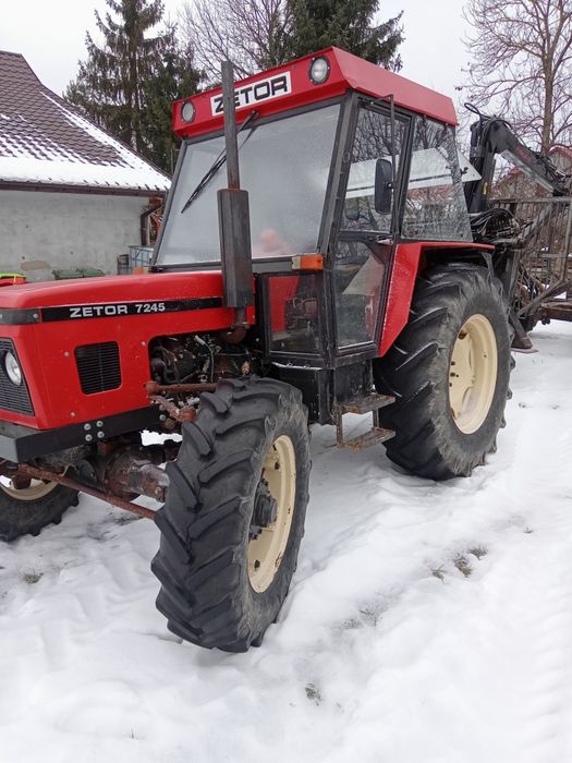 Zetor 7211 jak 7245 ; CASE