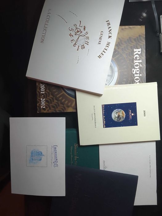 Catálogos de relojoaria de luxo