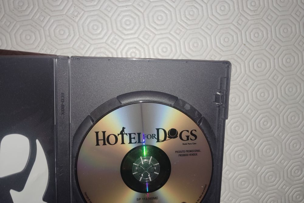 DVDs Filmes Vários Géneros Usados e Novo
