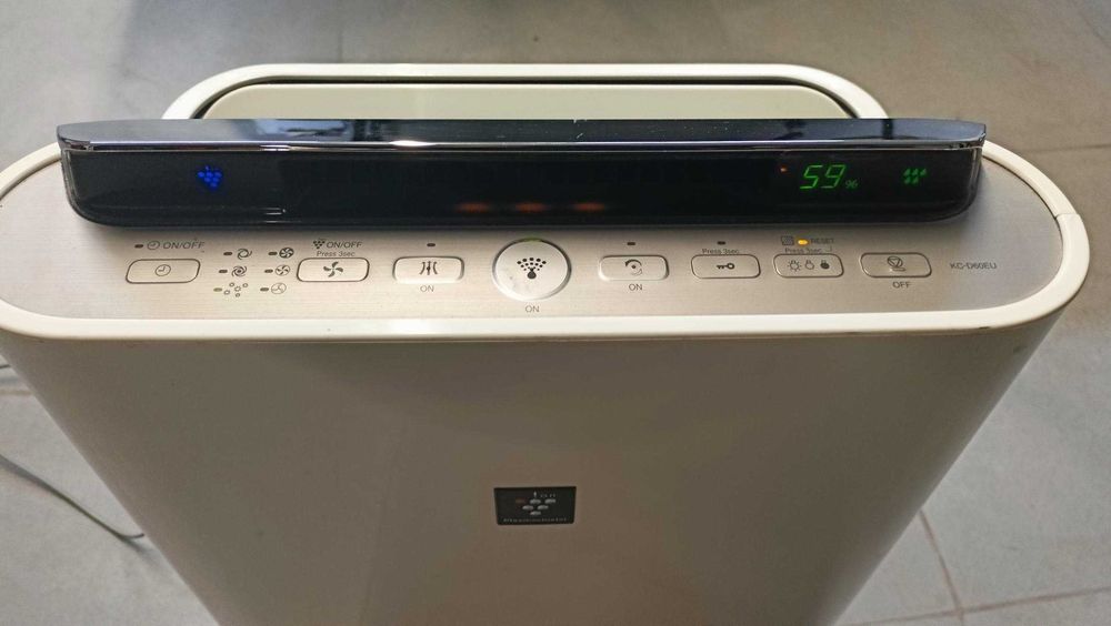 Oczyszczacz powietrza SHARP