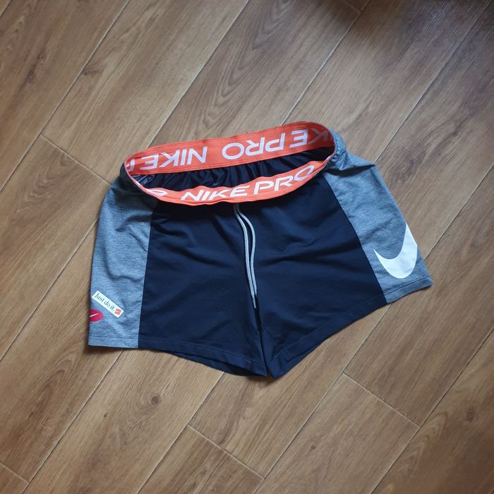 Шорти жіночі  Nike Pro dry-fit M/ 34/36