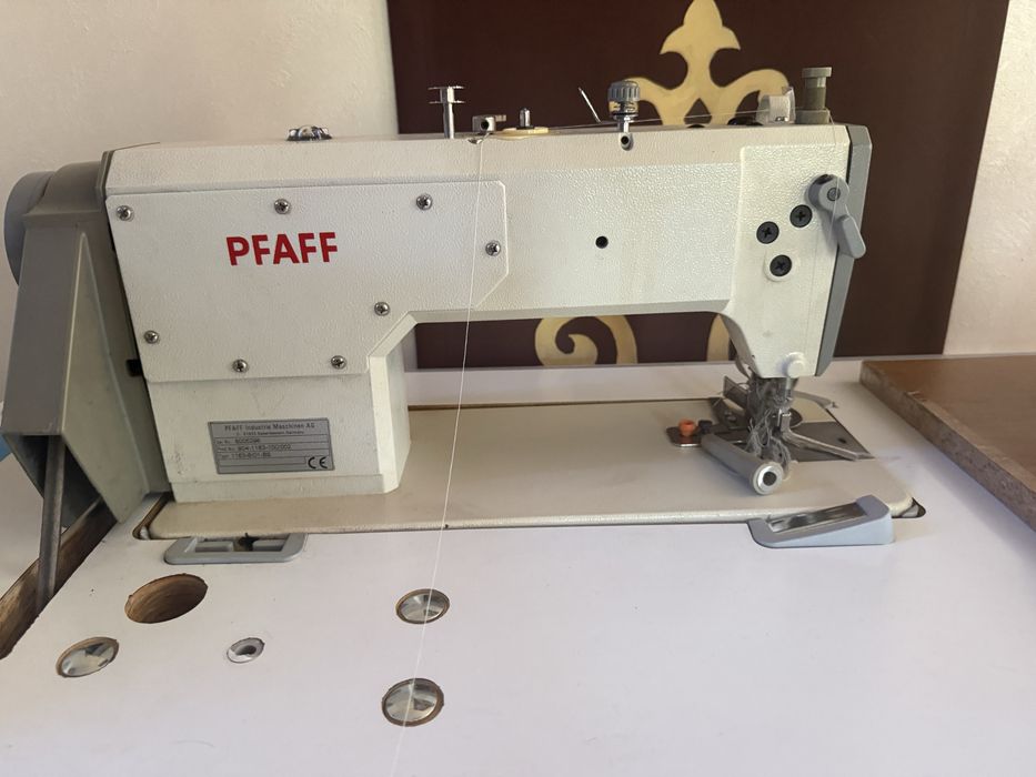 Швейная машина PFAFF шаейна машина