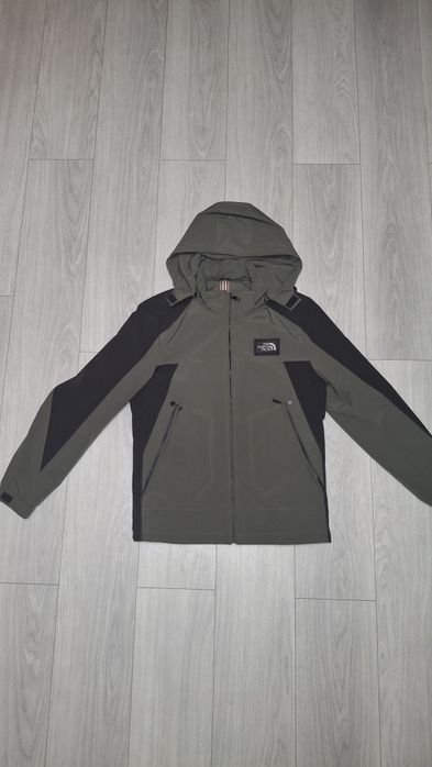 Курточка підлілткова, на осінь-весну. Хороший стан