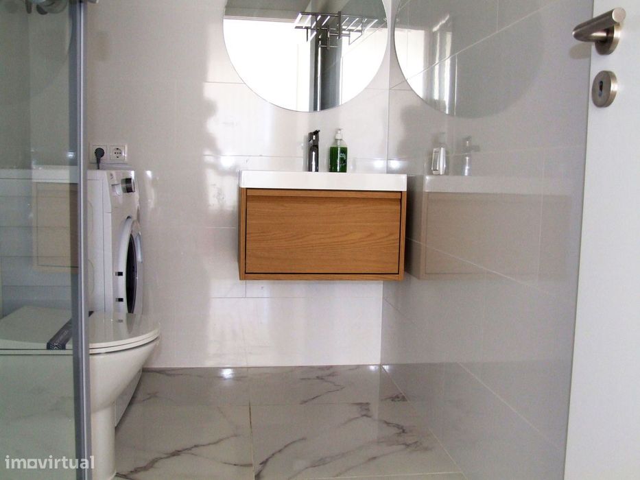 Apartamento  Remodelado - c/Lugar de Garagem - Matosinhos / Centro