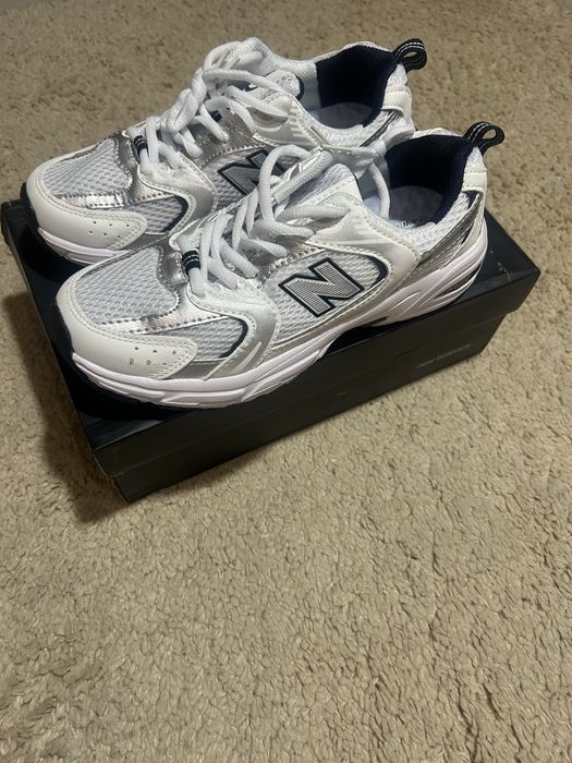 Sapatilhas novas New Balance 530