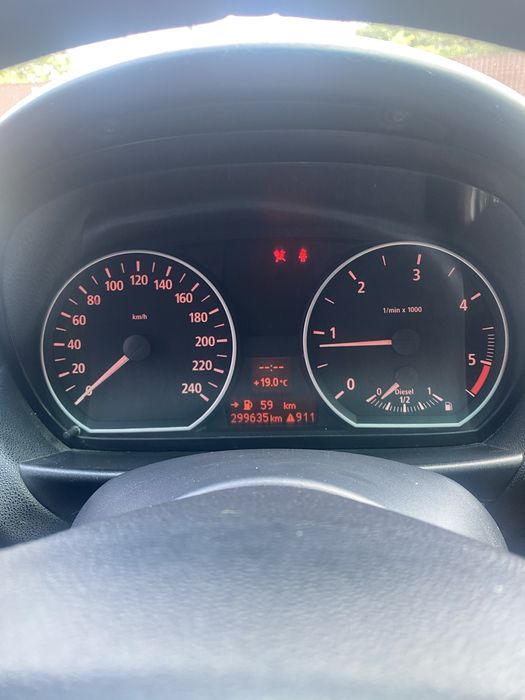 Продам BMW 120D
